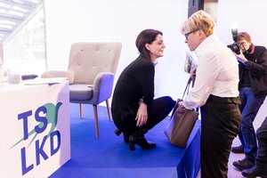 M. Navickienės atsistatydinimo prašymą patenkinusi I. Šimonytė apie jos skrydį į Dubajų sužinojo tik vakar