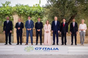 Didžiojo septyneto valstybės susitarė dėl didžiulės paskolos Ukrainai, kuri bus finansuojama iš įšaldyto Rusijos turto