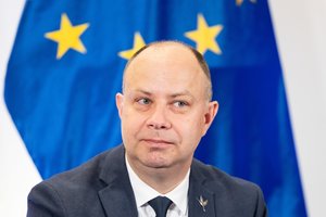 Viena koja Europos Parlamente esantis A. Veryga traukiasi iš Seimo