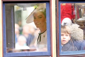 Po vėžio diagnozės Catherine Middleton pirmą kartą pasirodė viešumoje