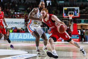 „Žalgiris“ žvalgosi į italą