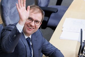 Siūlymai Seimui skrieja net iš kalėjimo: už grotų atsidūręs V. Gapšys jau garsėja savo aktyvumu