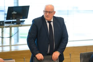 Seime įkurta Lietuvos regionų partijos frakcija: seniūnu išrinktas J. Pinskus