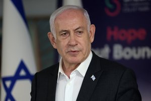 B. Netanyahu tikisi, kad JAV atšauks ginklų tiekimo ribojimus Izraeliui