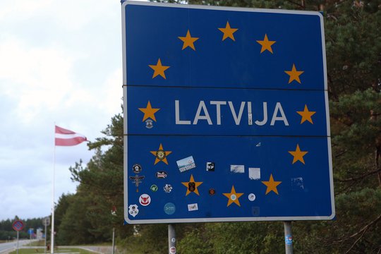 Latvijos valdančioji koalicija neteko parlamentinės daugumos