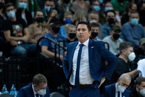 X. Pascualis lieka okupantų gretose: už kruvinus rublius toliau tenkins „Zenit“ užgaidas