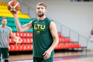 Į mūšį prieš Slovėnijos rinktinę – be D. Sabonio