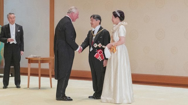 Japonijos imperatoriaus vizitas JK: svarbiausiu renginiu laikomas valstybinis banketas Bekingemo rūmuose