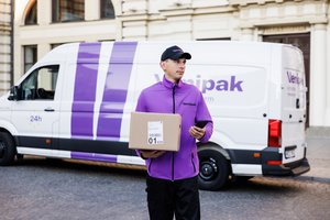 Ypač aktualu atostogaujant: davė patarimų, kaip elgtis, jei siunta paštomate, o jūs – išvykę