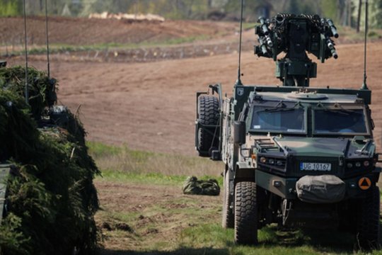 L. Kasčiūnas aptarė artimiausius gynybos planus: numatomas naujas Baltijos šalių apsaugos projektas
