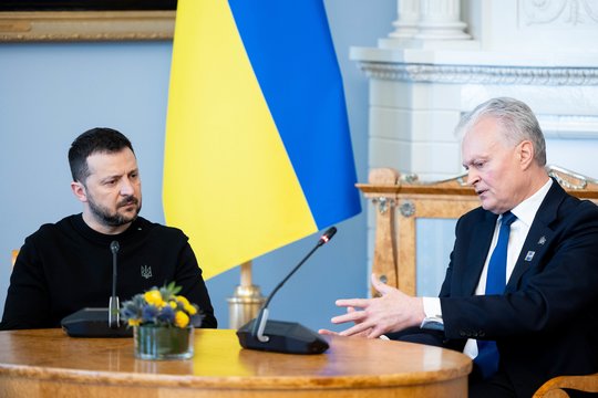 G. Nausėda Briuselyje susitiko su V. Zelenskiu: aptarė susitarimą dėl saugumo garantijų