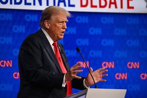 D. Trumpas gina savo sprendimą, kuriuo JAV pasitraukė iš Paryžiaus sutarties dėl klimato kaitos