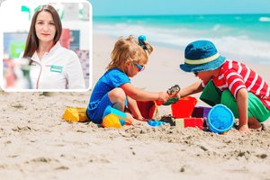Savaitgalis paplūdimyje su vaikais: vaistininkė dalijasi 4 patarimais, kuriuos privalo žinoti tėvai