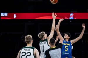 Startiniame pasaulio septyniolikmečių čempionate lietuviai sumalė į miltis Filipinus 59 taškų skirtumu