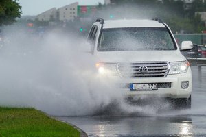 „Grinda“ perspėja vilniečius: pirmadienio popietę miestą pasieks audra, bet miestas pasiruošęs