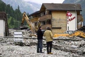 Europoje siautėjo nevaldoma gamtos stichija: užgriuvusi audra pražudė septynis žmones