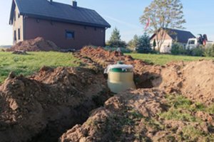 Paskaičiavo, kiek padidėja namo su civilizuotu tualetu vertė – kai kurios savivaldybės dalija paramą įsirengiant vandentiekį