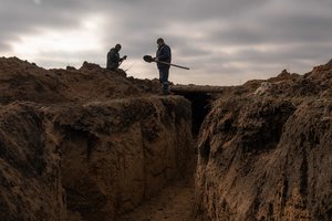 Fronte – klastinga rusų taktika: skverbiasi į ukrainiečių užnugarį požeminiais tuneliais