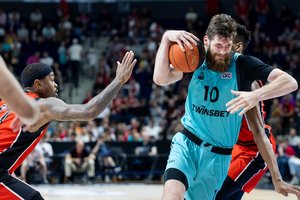 „Wolves Twinsbet“ išsaugojo kapitoną ir įžaidėją