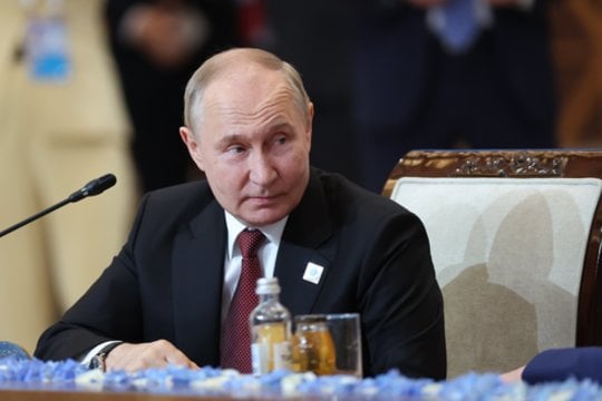 V. Putinas vėl kalba apie derybas su Ukraina ir žada atsižvelgti į pasiūlymus: Vakarai neliko nepaminėti