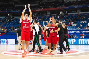 Veterano ir centro tempiama Meksikos rinktinė – olimpinės atrankos pusfinalyje