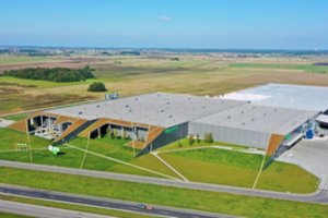 Ieškote darbo? Moderniausia baldų gamybos įmonė pasiruošusi plėsti komandą – kviečia prisijungti