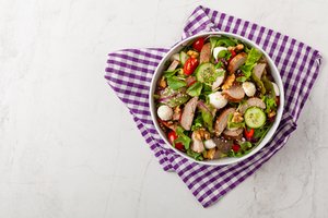 „Lidl superšeštadienio“ pasiūlymai: gaivūs arbūzai ir itin pigus kiaulienos sprandinės šašlykas