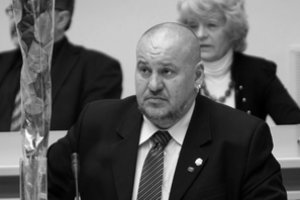 Apie A. Kriščiūno-Tyntos mirtį ėmusios plisti šiurpios melagienos papiktino jo žmoną: „Man buvo šokas“