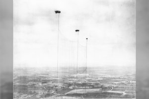 Rusija nuo Ukrainos dronų gintis nori naudodama Pirmojo ir Antrojo pasaulinių karų taktiką