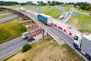 Vėl laikinai uždaromas eismas Sargėnų viaduku: remonto darbai truks porą savaičių