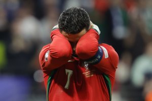 C. Ronaldo ir Portugalija keliauja namo: baudinių dramą laimėjusi Prancūzija – „Euro 2024“ pusfinalyje