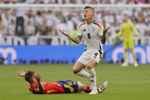 Vokietijos spauda po rinktinės pralaimėjimo braukia ašaras ir keikia teisėją