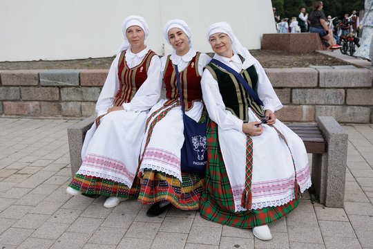 Pasiruošimas finaliniam Dainų šventės koncertui skirtoms eitynėms.<br>V.Skaraičio nuotr.