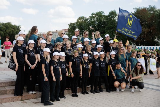 Pasiruošimas finaliniam Dainų šventės koncertui skirtoms eitynėms.<br>V.Skaraičio nuotr.