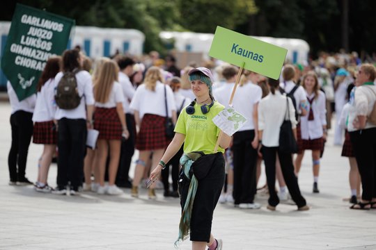 Pasiruošimas finaliniam Dainų šventės koncertui skirtoms eitynėms.<br>V.Skaraičio nuotr.