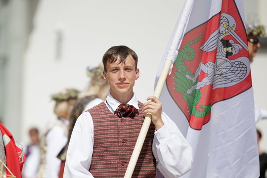 Pasiruošimas finaliniam Dainų šventės koncertui skirtoms eitynėms.<br>V.Skaraičio nuotr.