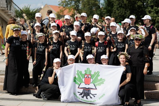 Pasiruošimas finaliniam Dainų šventės koncertui skirtoms eitynėms.<br>V.Skaraičio nuotr.