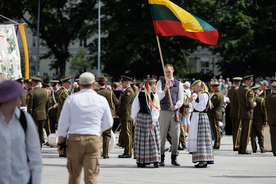 Iškilmingos Dainų šventės eitynės.<br>V.Skaraičio nuotr.