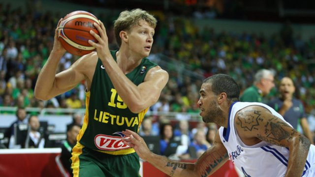 M. Kuzminskas apie tai, kas lėmė pergalę prieš Italiją ir komandos draugų žaidimą: „Šie metai tokie sėkmingi“
