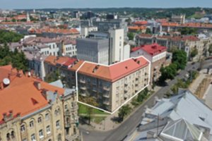 Prestižinėje Vilniaus vietoje parduodamas pastatas: net pradinė jo kaina daro įspūdį