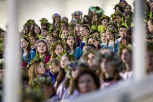 Dainų šventėje medikų pagalbos prireikė keliems šimtams dalyvių: nemano, kad kaltas maistas