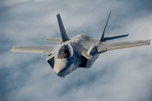 „F-35“, „Patriot“ ir „Abrams“: Lietuvos kaimynė žada įsigyti galingos karinės technikos