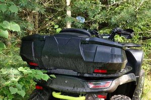 Keturračio gaudynės sostinėje: vairuotojas ir keleivis paspruko