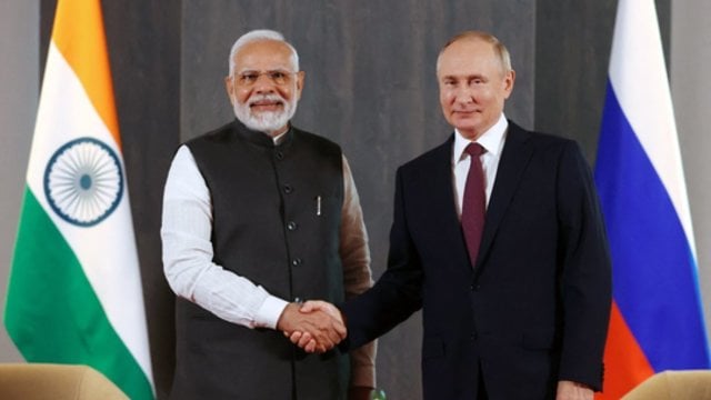 Indijos premjeras susitikimo su V. Putinu metu pareiškė: kai žudomi nekalti vaikai, širdį apima skausmas