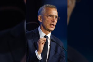 J. Stoltenbergas pasisako už naujų narių priėmimą į NATO