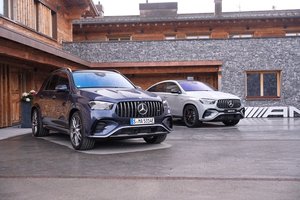 2024 m. „Mercedes-AMG GLE 53 Hybrid“ testas: koks turi būti tikras automobilis vairuotojui