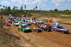 Sekmadienį Telšių pašonėje nugriaudės priešpaskutinis Lietuvos Mini kroso čempionato etapas