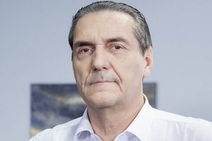 Algirdas Kaušpėdas. Patriotiškas pilietis. Kas jis?