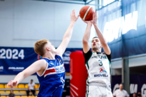 Įspūdingas Lietuvos 20-mečių startas Europos čempionate: varžovus nušlavė 30 taškų skirtumu