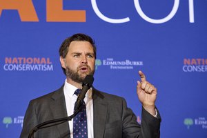 Po pasikėsinimo iš D. Trumpo aplinkos – kaltinimai J. Bidenui